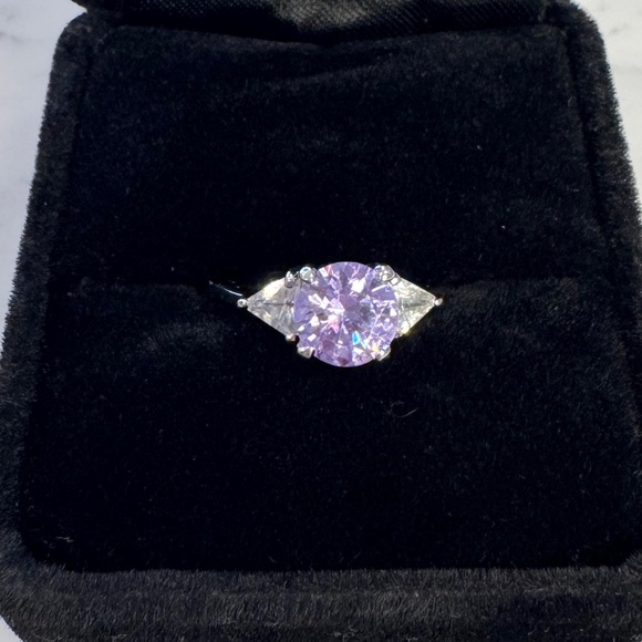 Lavender brilliant cut cubic zirconia with 2 clear CZ marked 925 RSC silver ring - Picture 1 of 9